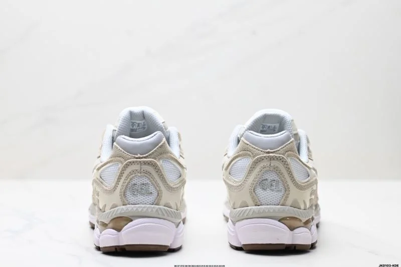 Original Asics Shoes 3613