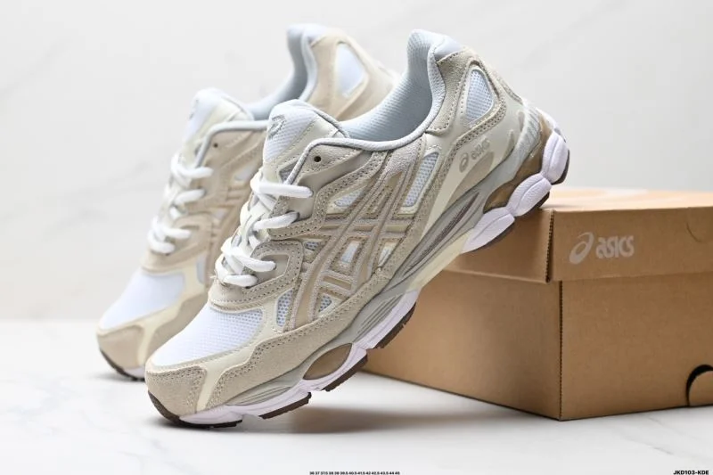 Original Asics Shoes 3613