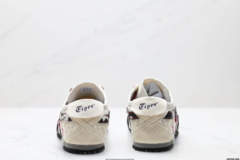 ZeroBulk Asics Shoes 3609