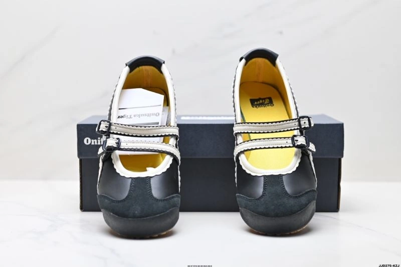 MultiPurpose Asics Shoes 2809