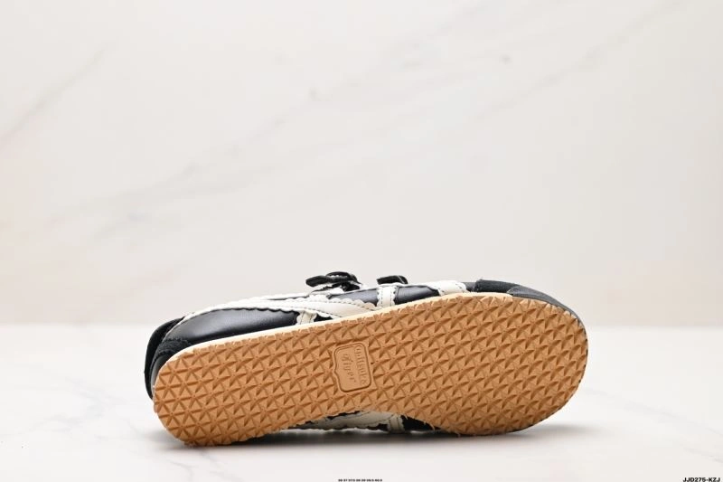 MultiPurpose Asics Shoes 2809