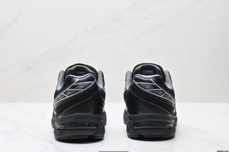 Asics Shoes ZipUp 2800