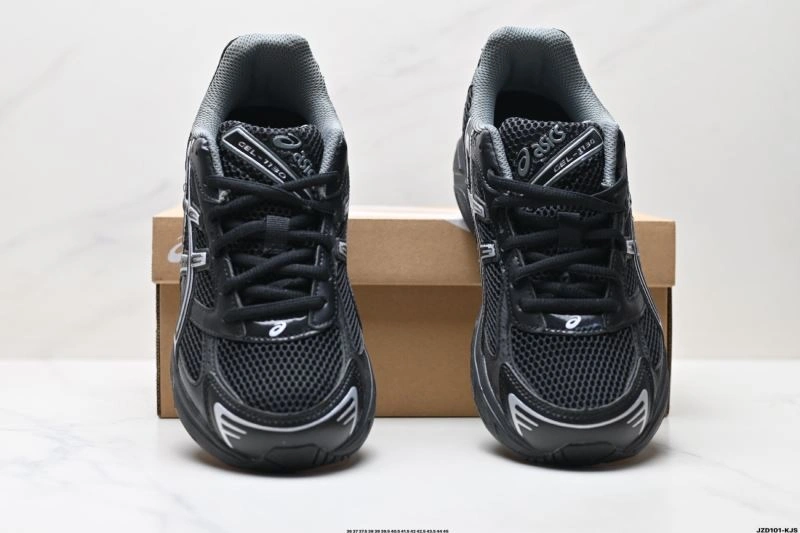 Asics Shoes ZipUp 2800