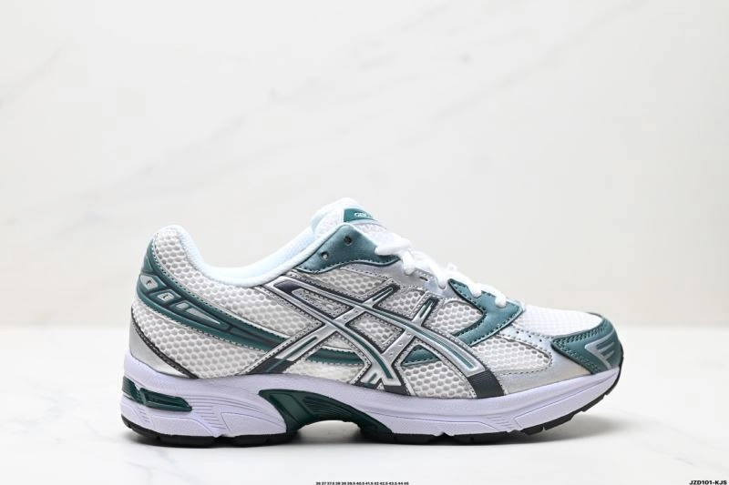 Asics Shoes WellDesigned 2874
