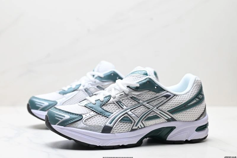 Asics Shoes WellDesigned 2874
