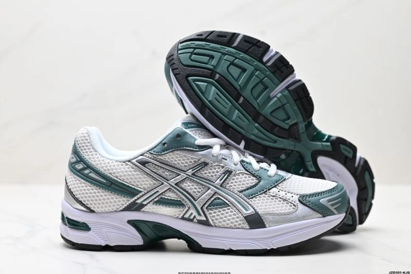 Asics Shoes WellDesigned 2874