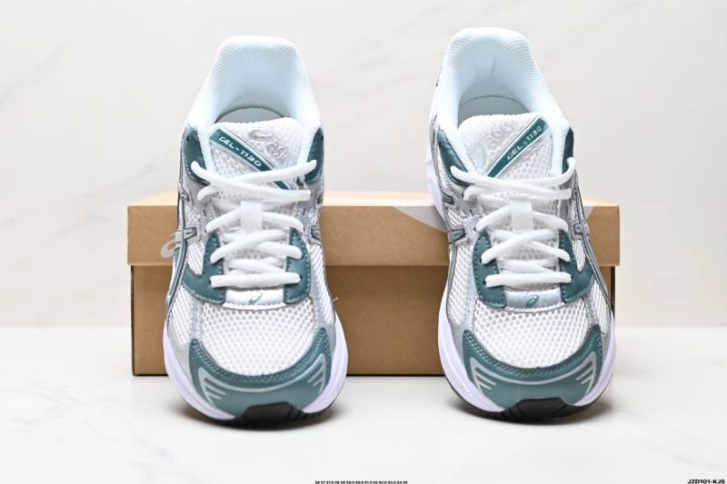 Asics Shoes WellDesigned 2874