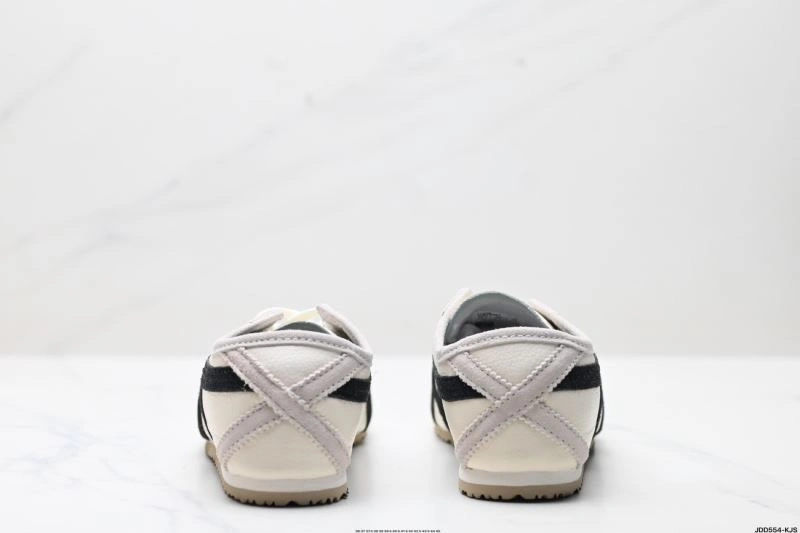 Stretchable Asics Shoes 2808