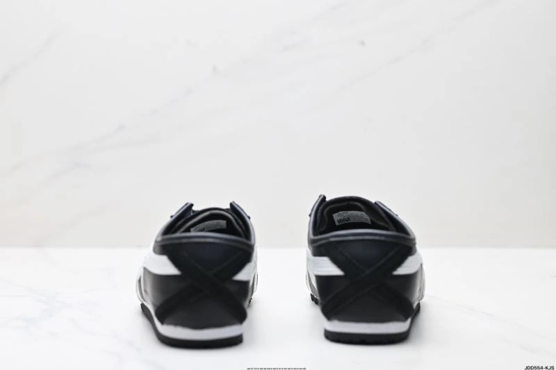 Asics Shoes Durable 2865