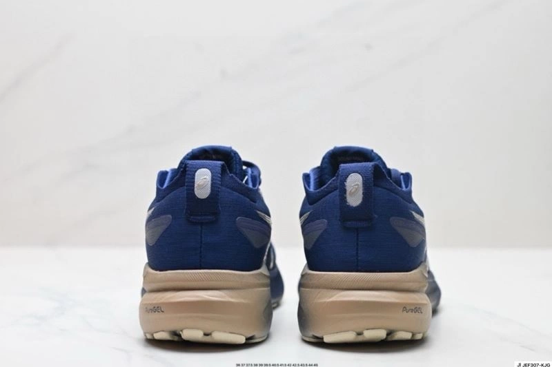 Cozy Asics Shoes 2768