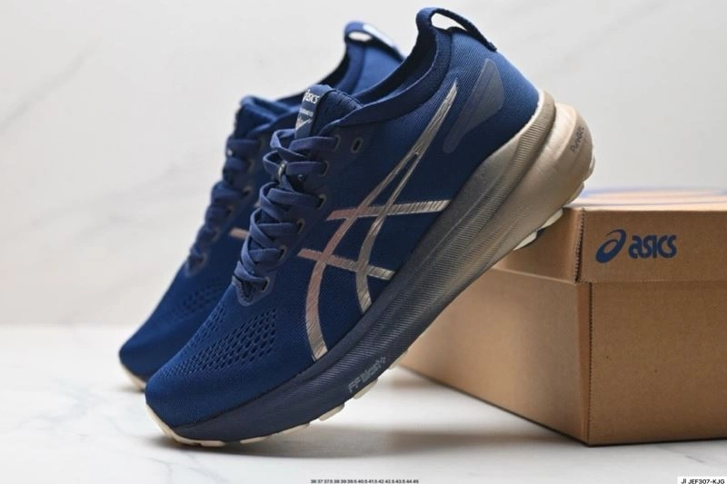 Cozy Asics Shoes 2768