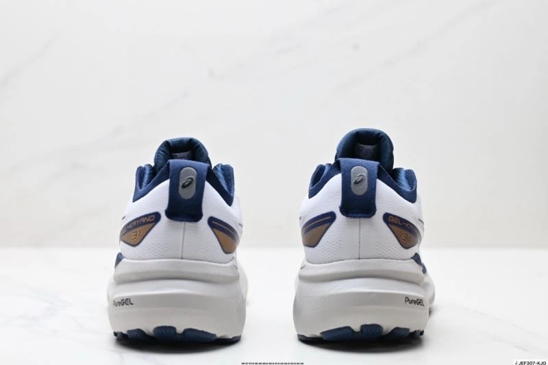 Comfortable Asics Shoes 2762