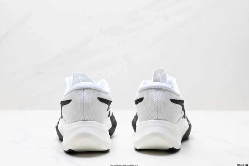SoftTouch Asics Shoes 2744