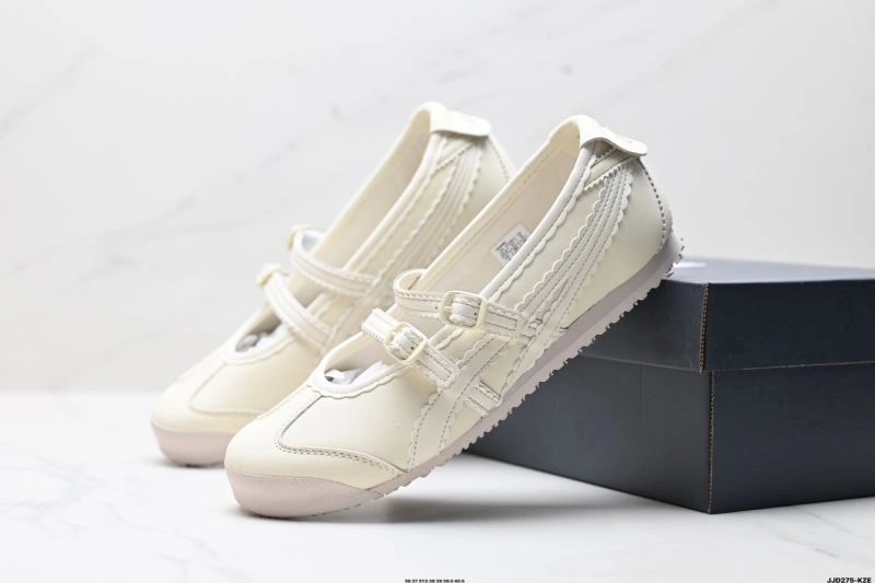 Flexible Asics Shoes 2811