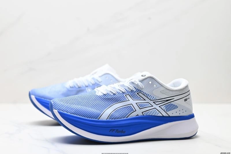SmoothTexture Asics Shoes 2748