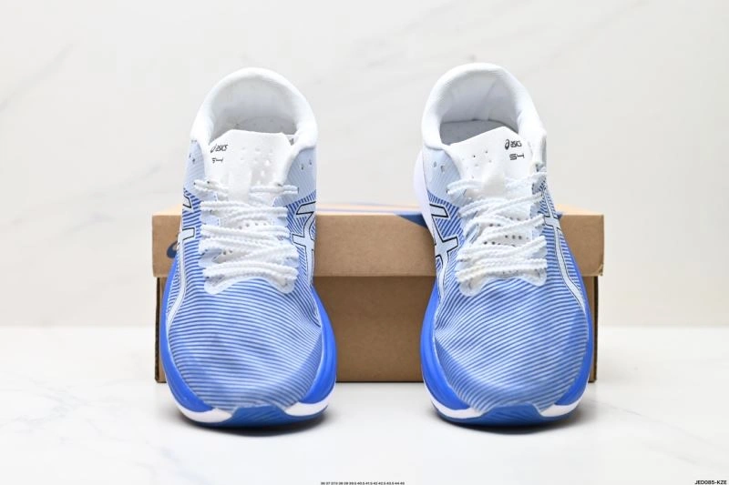 SmoothTexture Asics Shoes 2748