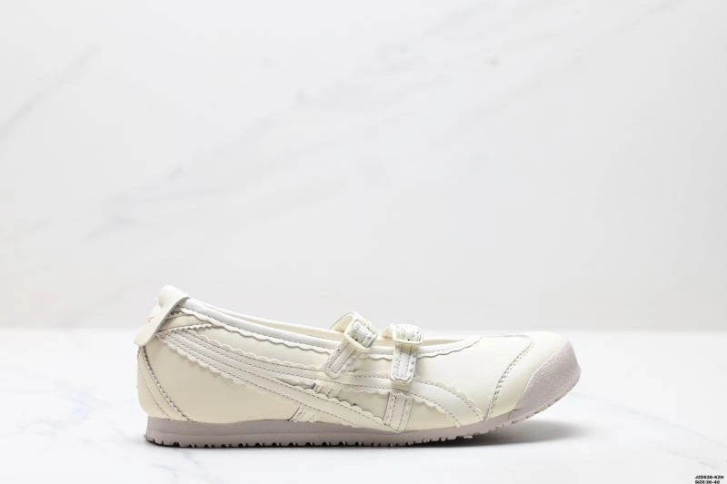 Asics Shoes WaterResistant 2726