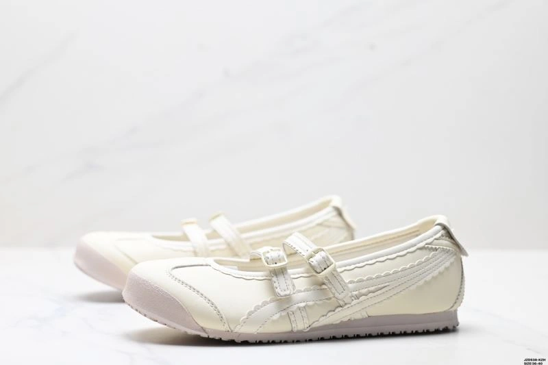 Asics Shoes WaterResistant 2726
