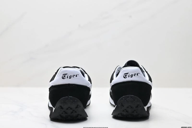 TravelReady Asics Shoes 2721