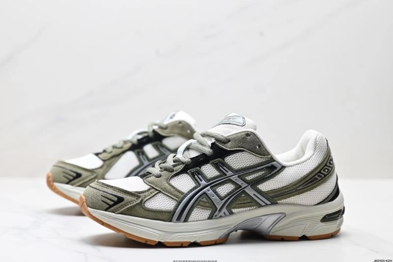 Vibrant Asics Shoes 2712