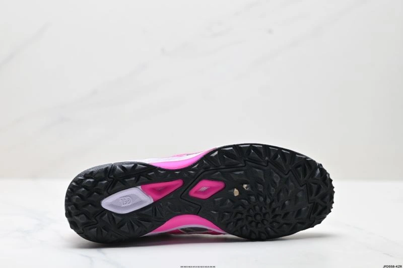Modern Asics Shoes 2707