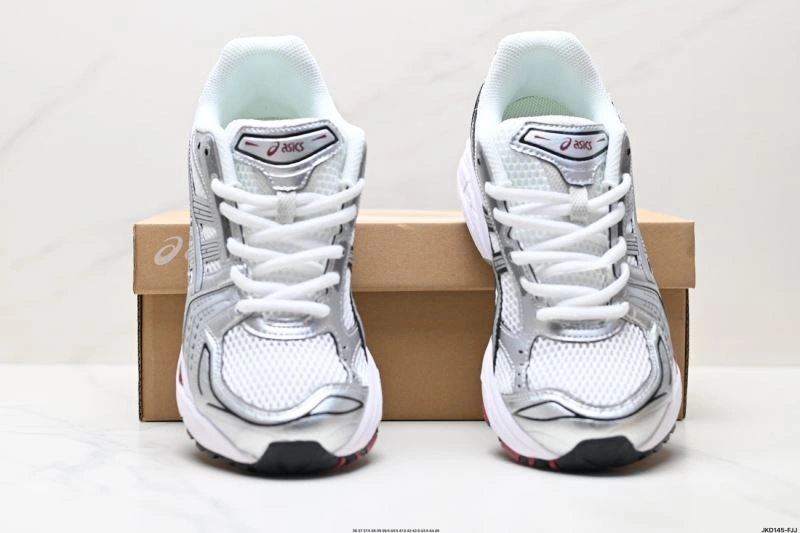 Soft Asics Shoes 2693