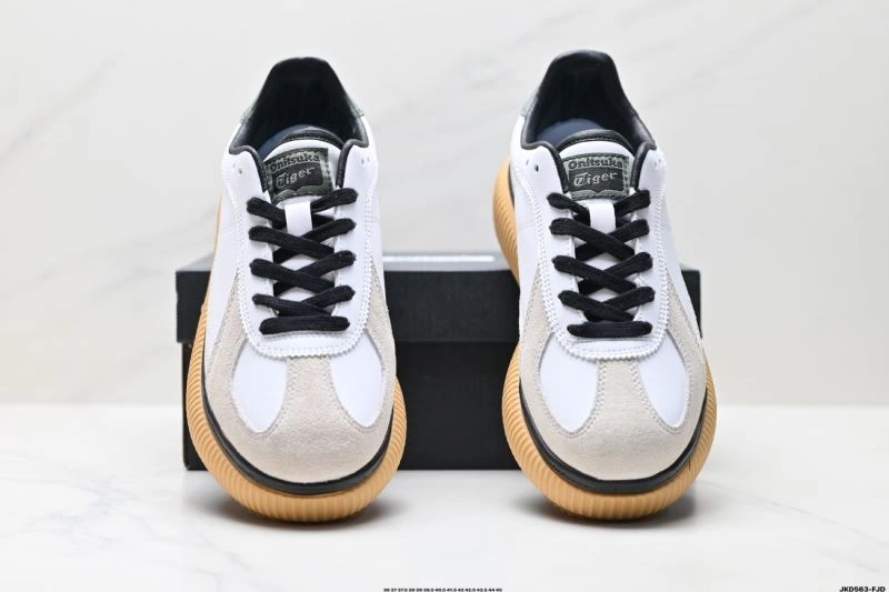 Minimalist Asics Shoes 2683
