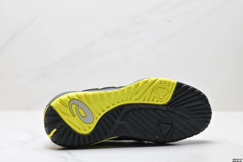 TravelReady Asics Shoes 2669
