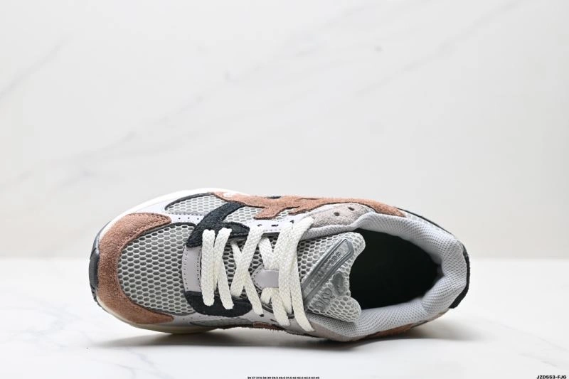 Asics Shoes Resilient 2647