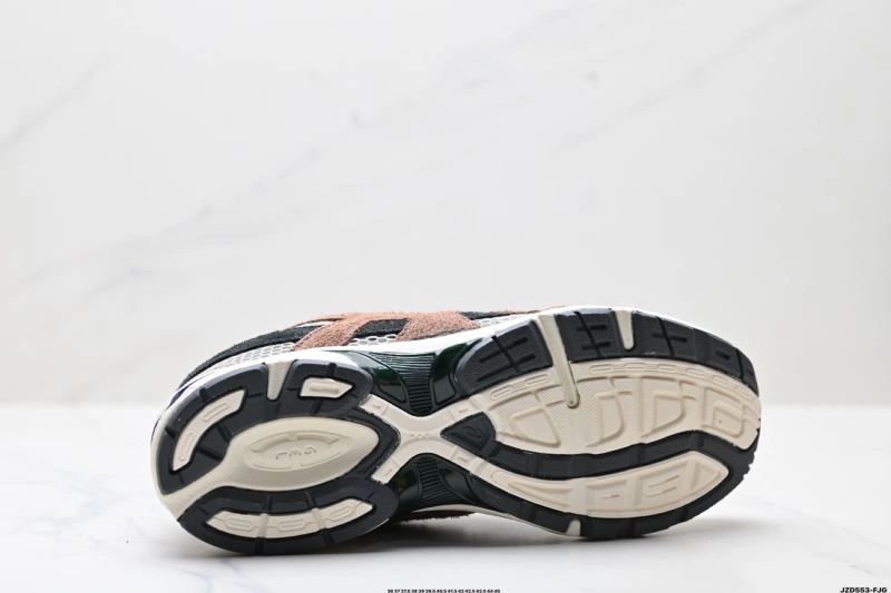 Asics Shoes Resilient 2647