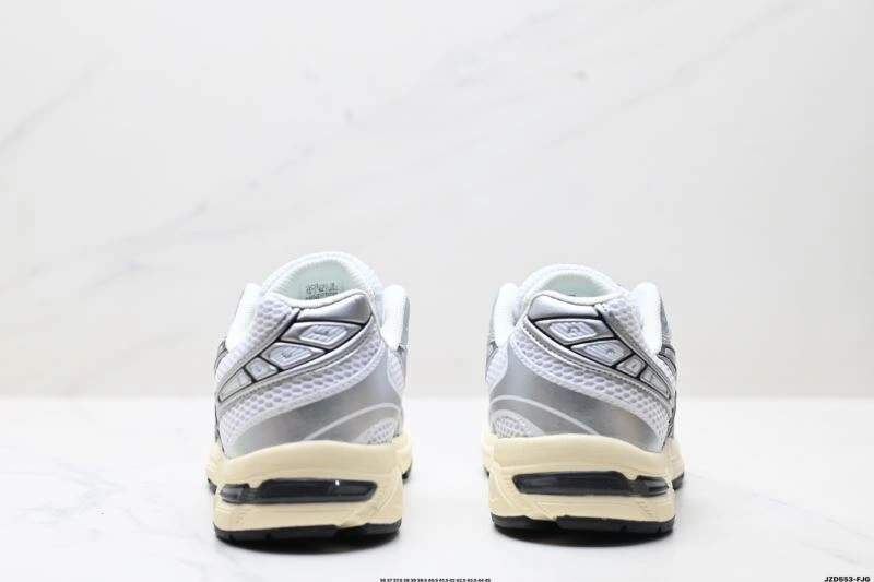 Chic Asics Shoes 2648