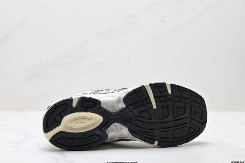 Chic Asics Shoes 2648