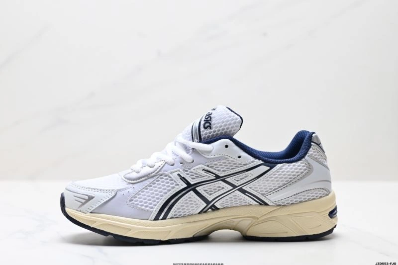 Lightweight Asics Shoes 2664