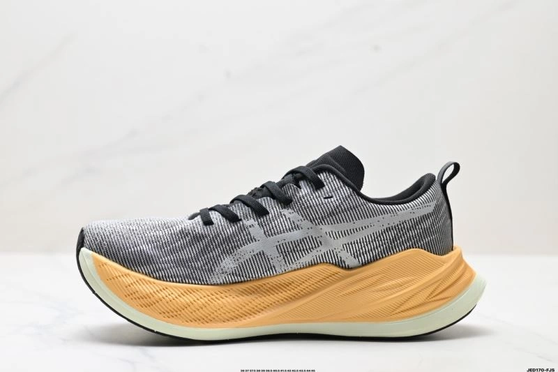 Asics Shoes HighPerformance 2632
