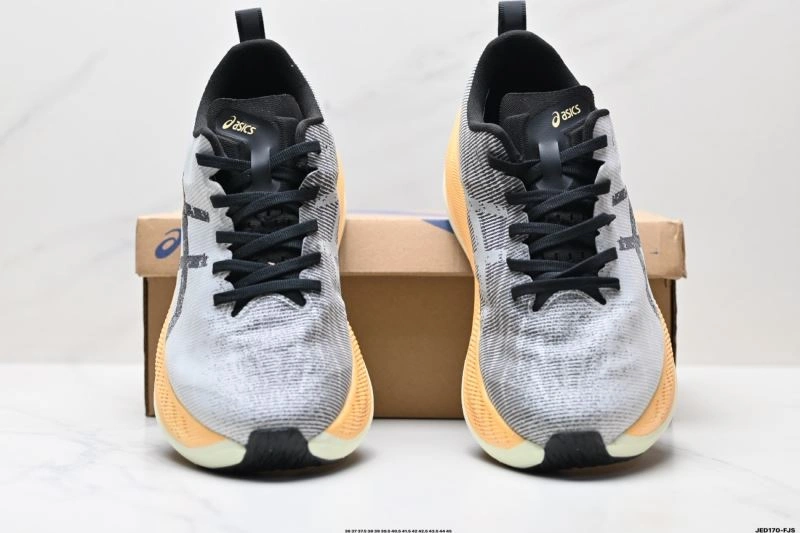 Asics Shoes HighPerformance 2632