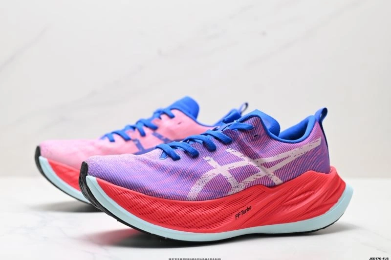 Functional Asics Shoes 2631