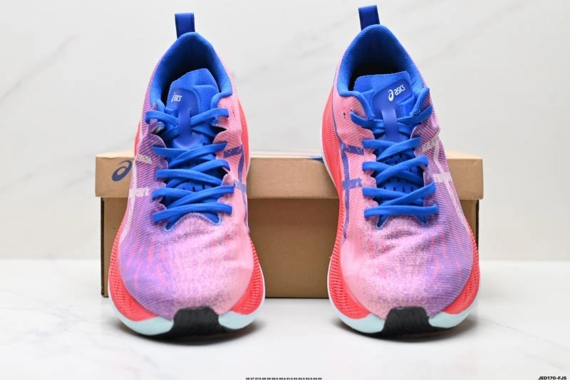 Functional Asics Shoes 2631