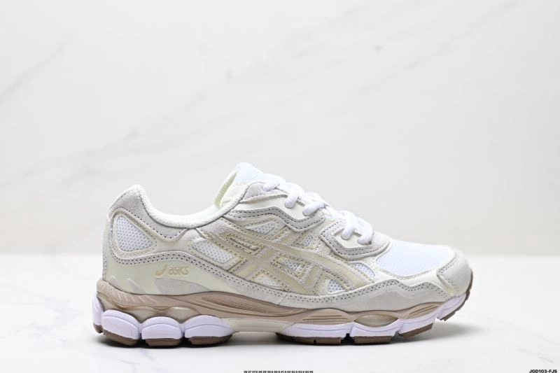 Contemporary Asics Shoes 2629