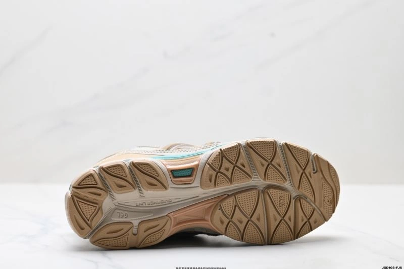 Reliable Asics Shoes 2635