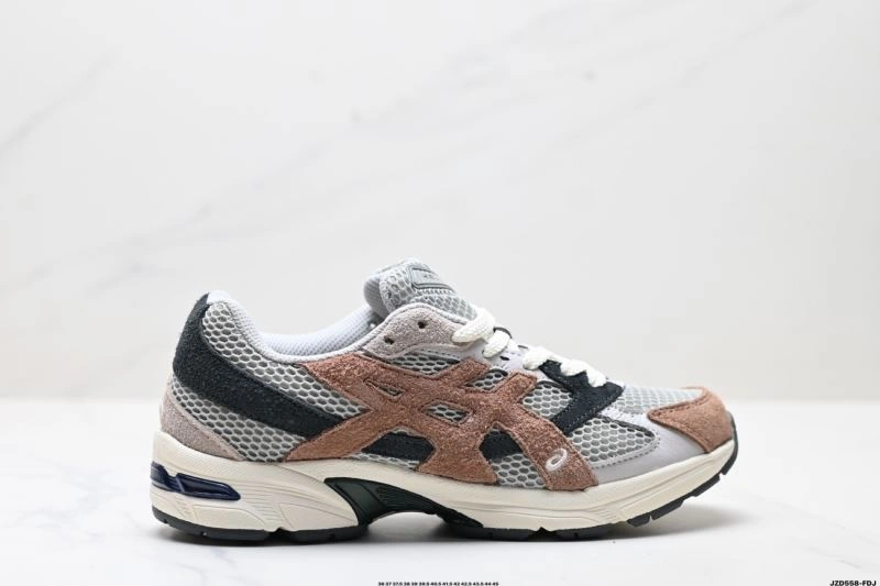 TravelReady Asics Shoes 2628