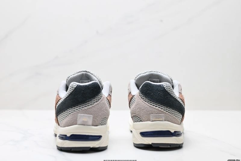 TravelReady Asics Shoes 2628