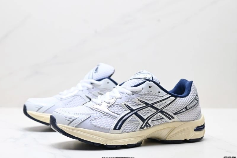 Minimalist Asics Shoes 2621