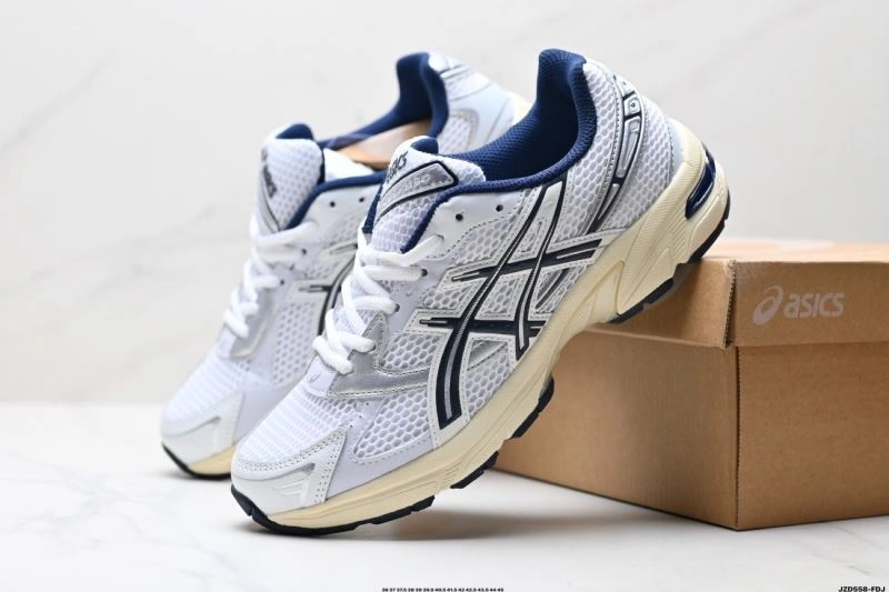 Minimalist Asics Shoes 2621
