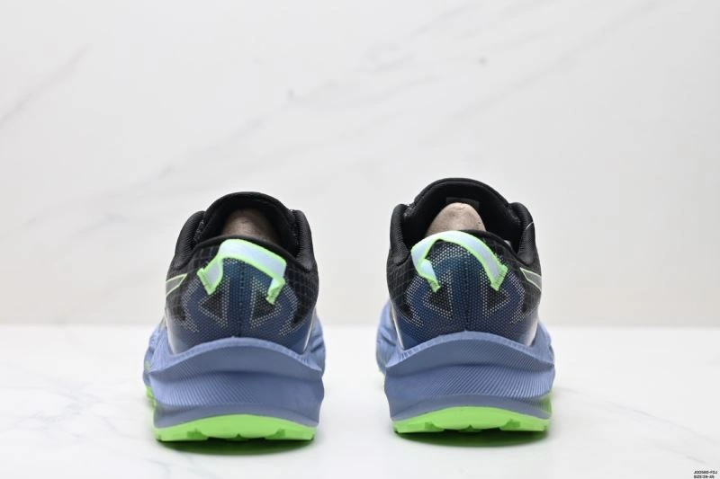 Fashionable Asics Shoes 2617