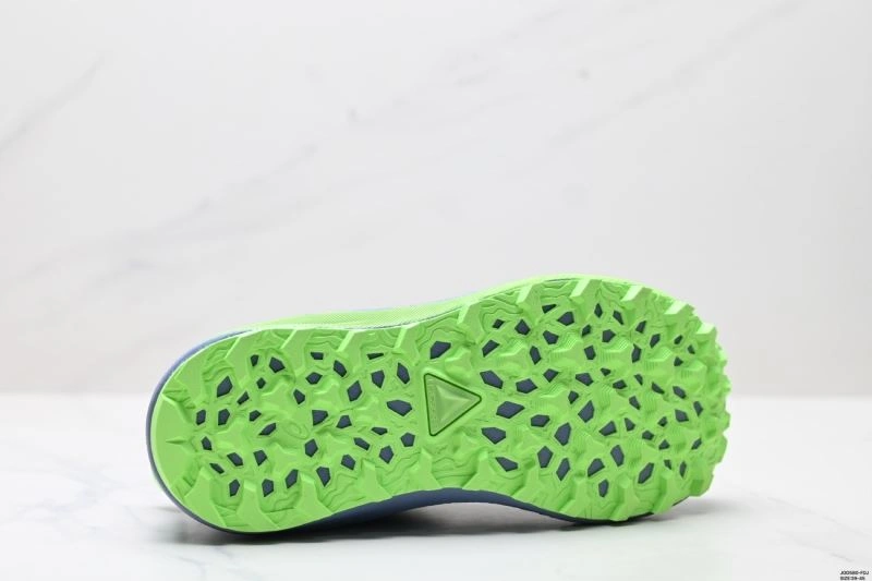 Fashionable Asics Shoes 2617
