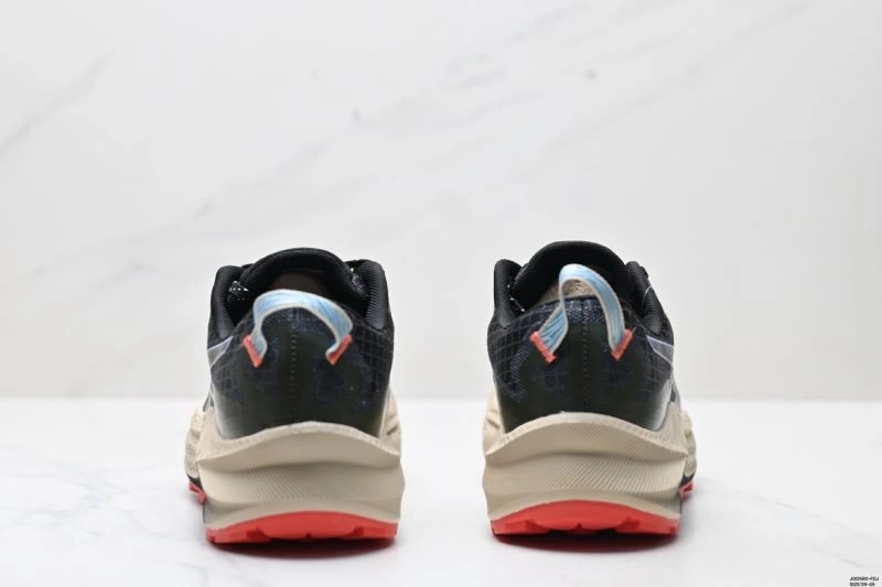 Neat Asics Shoes 2689