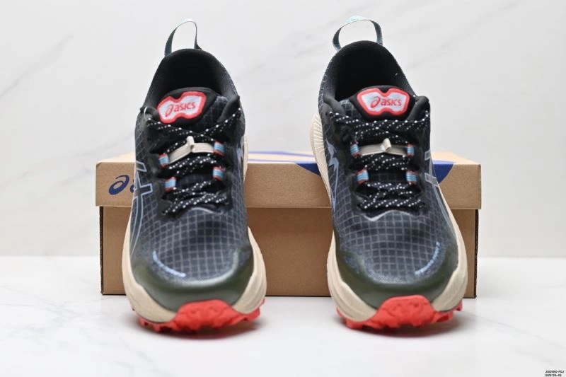 Neat Asics Shoes 2689