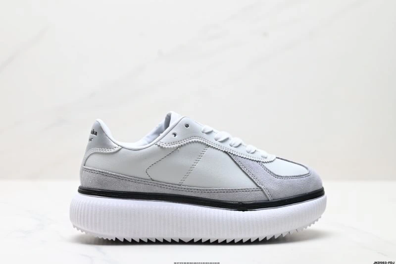 Asics Shoes Cozy 2619