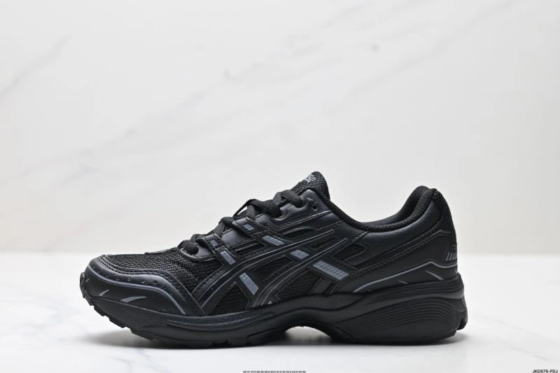 Lightweight Asics Shoes 2603