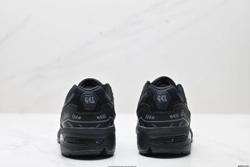 Lightweight Asics Shoes 2603